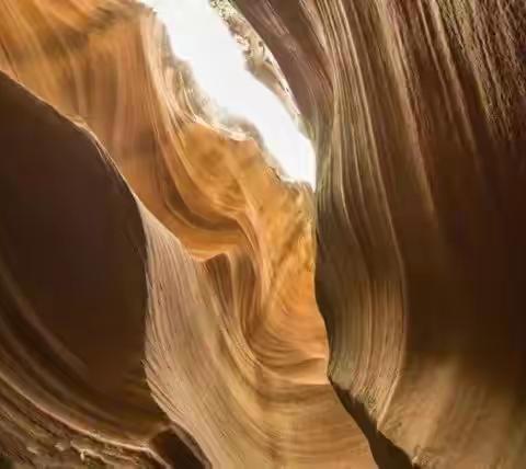 神州畅游6月5号——7号雨岔大峡谷、波浪谷、永宁山古寨三日休闲纯玩！报名电话13772656086，（同微信）13629177006