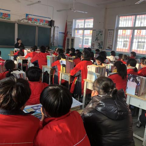 12月23日下午王卫兵局长在大宾乡中讲思政公开课