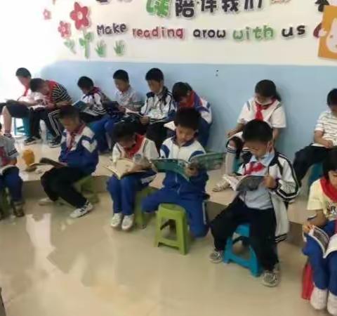 静心阅读 书香致远 ----阿克苏市第六小学阅读信息稿