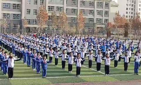 阿克苏第六小学举行“庆冬奥促成长，一起向未来”手语操比赛