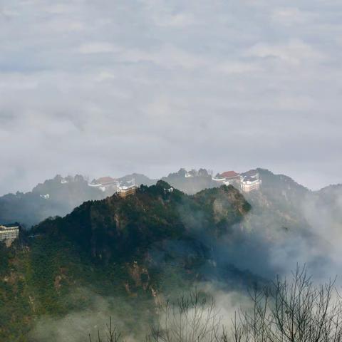 登游九华山