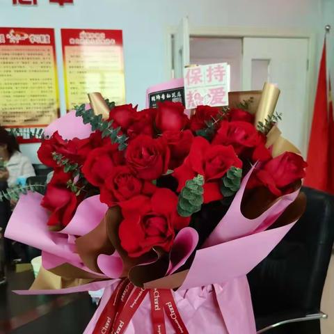 践行二十大、巾帼心向党、建功新时代—卫健委纪念“三八”国际妇女节座谈会