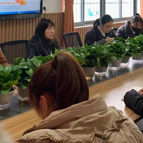 《小小雷锋在行动、雷锋精神伴我行》