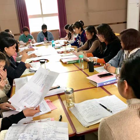 总结，反思，提升，成长——关圣街小学语文第一次月考分析会