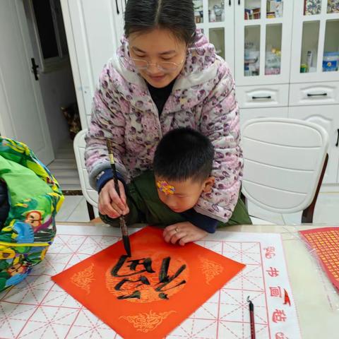 大展宏“兔”·五福迎春—陈武中心幼儿园大二班春节活动