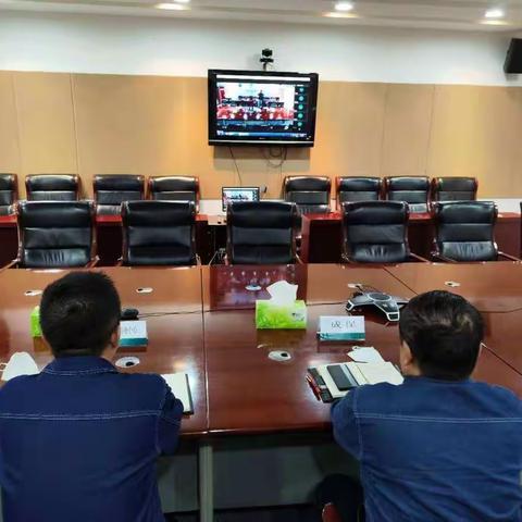 落实疫情防控新要求 筑牢公司“安全防护墙”