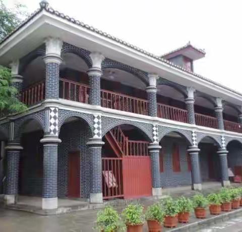 二(5)班彭义林的美文分享