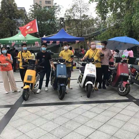 章阁社区“暖蜂行动 助力出行”便民服务活动