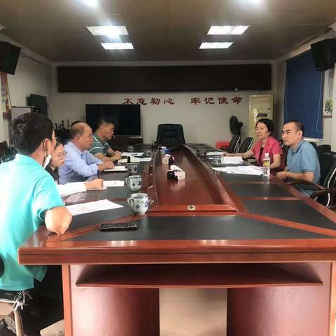 市民政局党组书记、局长淡利锋到龙桥镇开展信访重复事项“回头看”专项工作