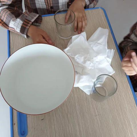 《打不湿的纸巾》