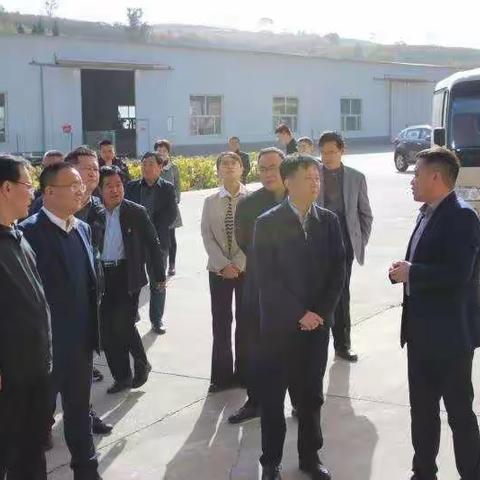 晋城城区用户及客商代表走进富尚雅