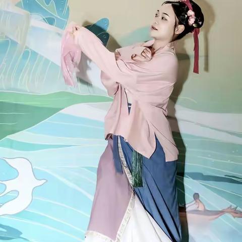 《古风 · 即兴而舞》出镜：太阳  摄影：开口笑