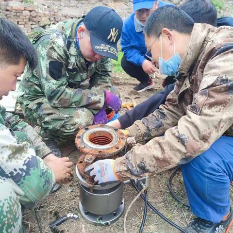 保供水、促回收 高湾所在行动