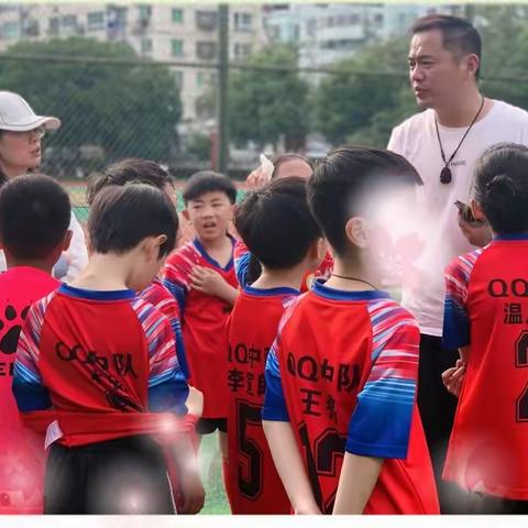 足球⚽️——鳌江小学2019级09班QQ中队