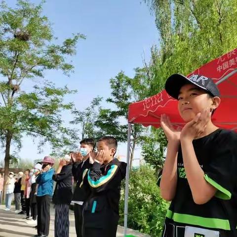 “庆六一，爱相伴”欢乐亲子趣味运动会