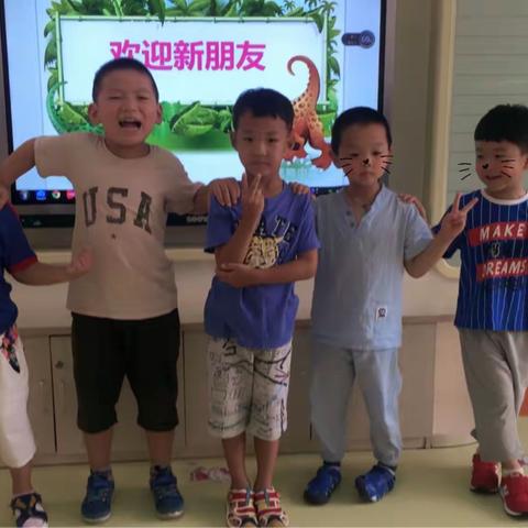 祝贺梁彦熙小朋友在宝福娃幼儿园度过一个愉快的暑假