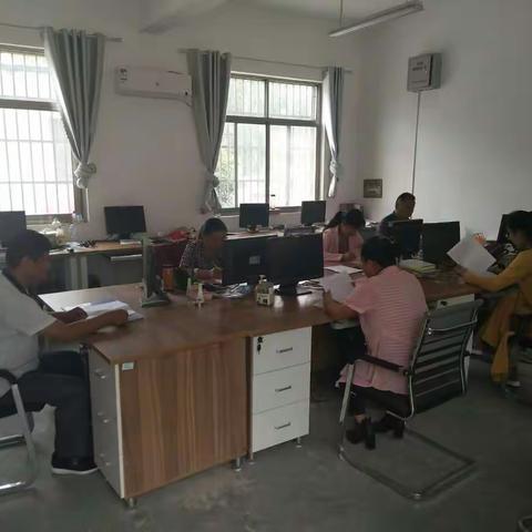 商楼小学教师暑假集中培训