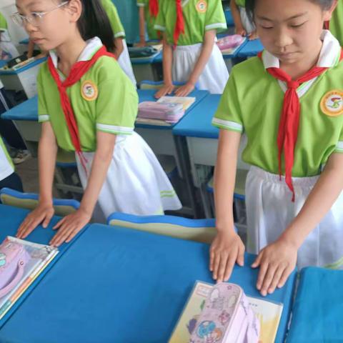 行为有规矩     校园有新风——临洮县第三实验小学五年级“习惯大检阅”侧记