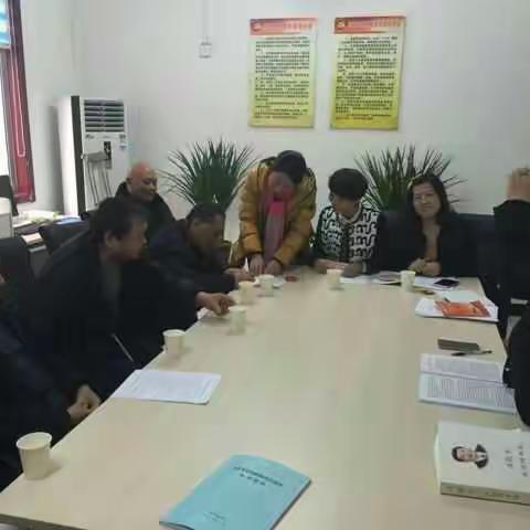 🌹🌹🌹老街办事处为残疾人专职委员发放补贴💝💝💝