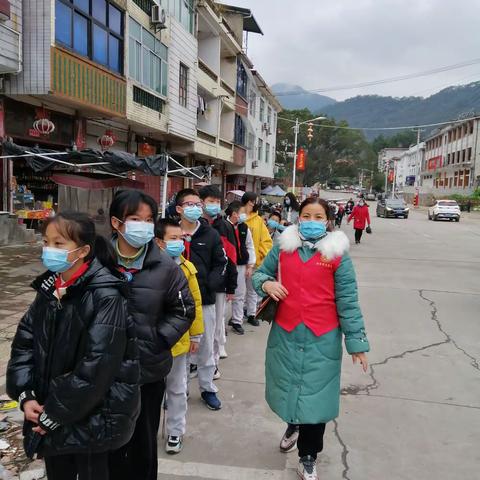 助力核酸检测，安砂中心小学志愿者在行动！