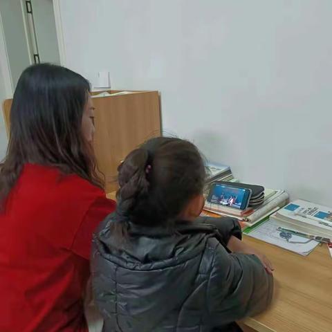 大彭镇东风小学组织学生观看2023首场徐州市12355青少年健康成长直播云课堂