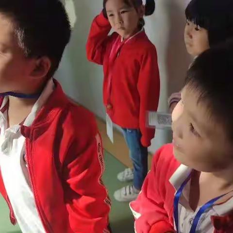 奇妙的反射——临港实验幼儿园大三班