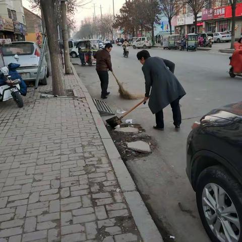 区中小企业局继续做好卫生清理工作