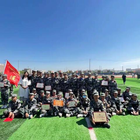 迎接早晨的每一缕阳光  鸿文实验中学初14班