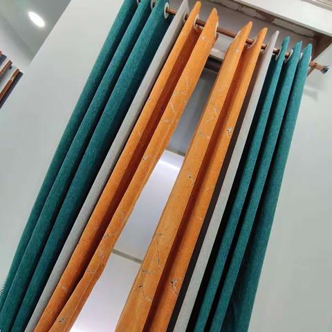 柏原家具窗帘工厂展厅刚刚撤下来一批样品，白菜价甩卖了，成品199起！需要的联系了18865451207微信同步