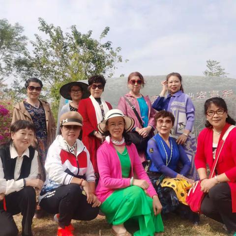 2022.11.5，时装团舞蹈团众姐妹上林欢乐一日游。