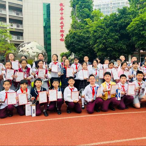 沟通达共识 携手向未来