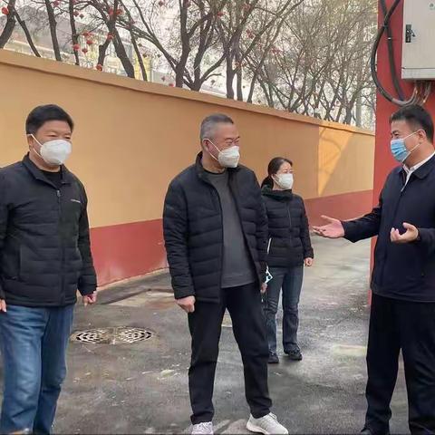 区人大常委会副主任颜学燕带队视察民生项目和环保工作