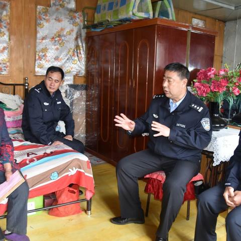 根河森林公安局系群众疾苦，尽心尽力为群众解难，献爱心捐款救助