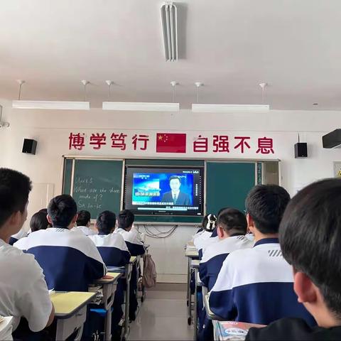 强镇筑基之教学教研篇——记探沂中学九年级英语教研：      Unit5 What are the shirts made of?