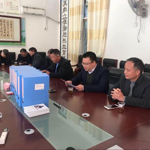 洞口县月溪镇镇村两级领导深入校园现场指导教育教学