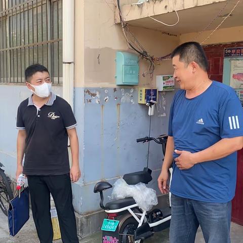 深入住宅小区开展电动车消防安全专项检查