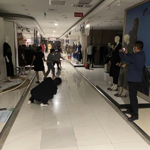 凤城街道开展消防应急演练行动