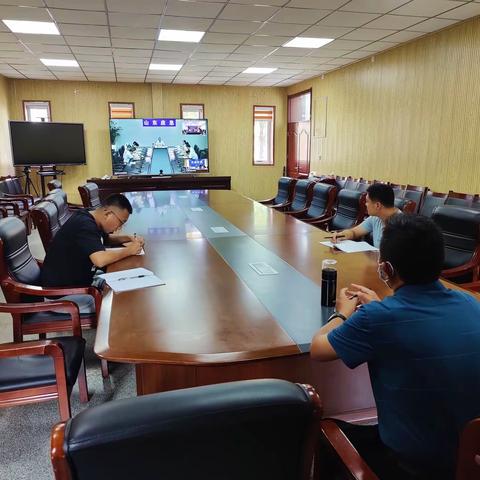 凤城街道参加全省安全生产培训“走过场”专项整治工作推进视频会议