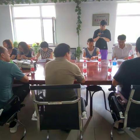 万和城社区联合隆泰物业开展电梯应急救援演练 提高安全防范意识