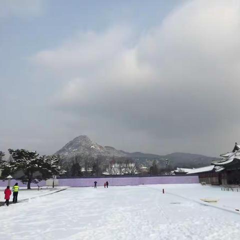 雪天的首尔