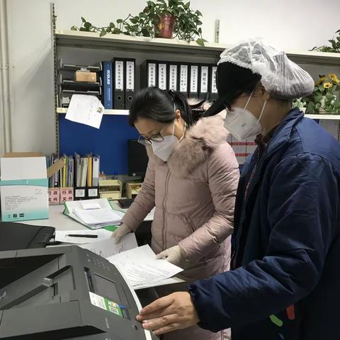 碑林区市场监管局检查大型超市食品安全企业主体责任落实情况