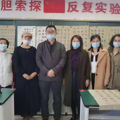 多彩社团  点亮青春