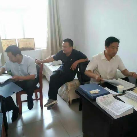 法规科领导对宋固学校安全工作进行了检查指导