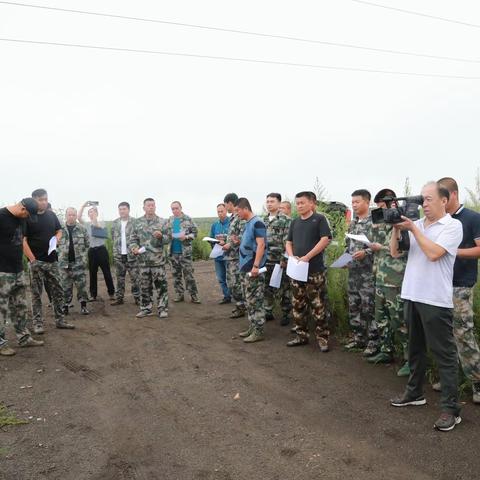 铁力农场有限公司工会职工代表视察“问诊”助发展