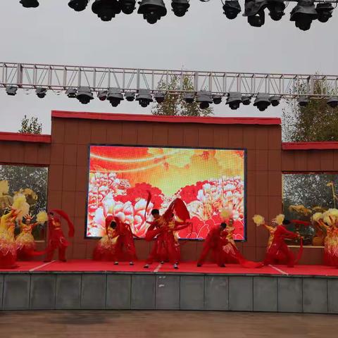 绥化分公司成功举办农产品展销会暨营销技能大赛