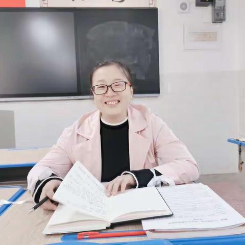 书痴者文必工，艺痴者技必良———记郴州一中北校区高一语文组教研活动