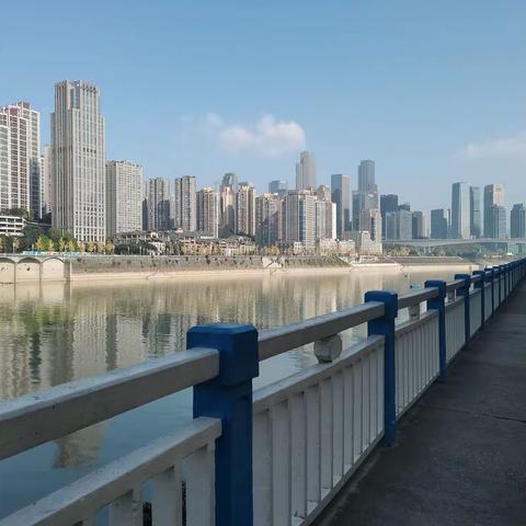 “我爱大重庆，美丽的滨江路”摄影比赛投票活动开始啦！