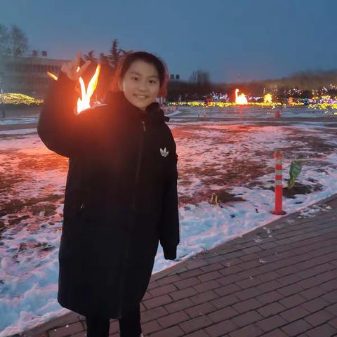 濮阳市油田第二小学三班八班          刘若琳我的快乐寒假