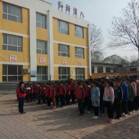 “交通安全在我心中”——富镇司屯小学交通安全教育宣传活动