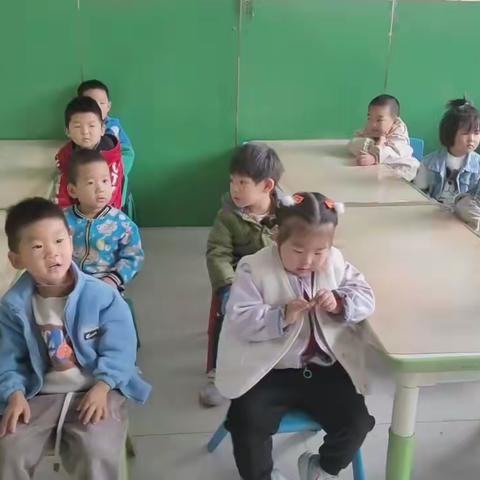 幼见美好，与爱同行